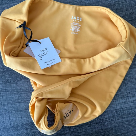 JADE Swim - Incline Bottom - Picture 2 of 4